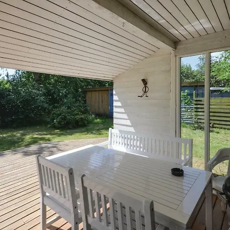 3 Bedroom Gorgeous In Σπίτι διακοπών *